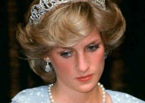 Crean retrato de la princesa Diana sin imaginar esto (FOTO)