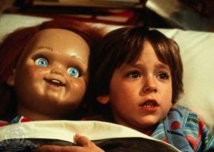 ¿Recuerdas al niño de la película ‘Chucky’? Mira cómo luce a sus 36 años (FOTOS)
