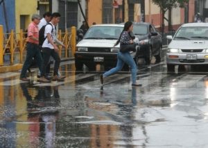 Meteoróloga advierte sobre intensas lluvias en los próximos días