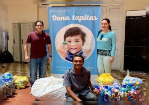 Señora Perú entregó donaciones a niños Mariposas