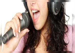 Secretos para cantar sin forzar la garganta
