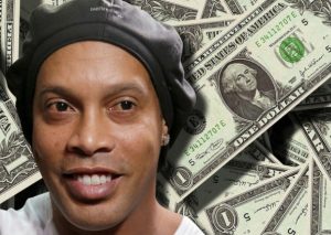 Conoce de dónde sacó Ronaldinho el dinero para salir de la cárcel en Paraguay