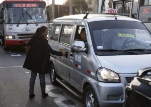 Taxistas formales se muestran en contra de la aprobación de ley a favor de colectivos