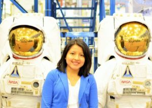 De vender higos con su abuelita a ser parte de la NASA, esta es la historia de Rosa Ávalos
