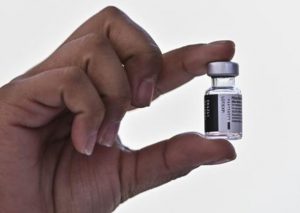 Vacuna peruana contra el coronavirus estará lista para julio de 2021