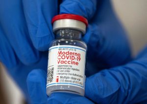Moderna afirma que su vacuna contra la Covid-19 brinda inmunidad por un año