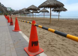 Lima: Alcaldes costeros solicitan cierre de playas