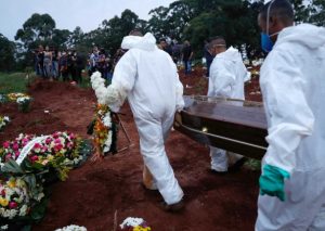 Brasil: Una persona muere cada 50 segundos a causa de la Covid-19