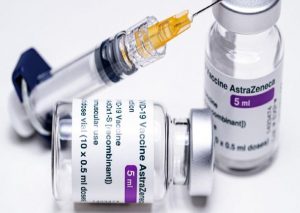 Covid-19: Varios países de Europa reanudan el uso de la vacuna AstraZeneca